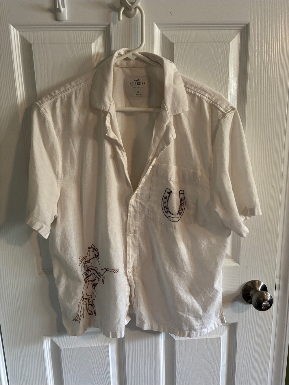 Hollister White Short-Sleeve Embroidered Button-Down Shirt